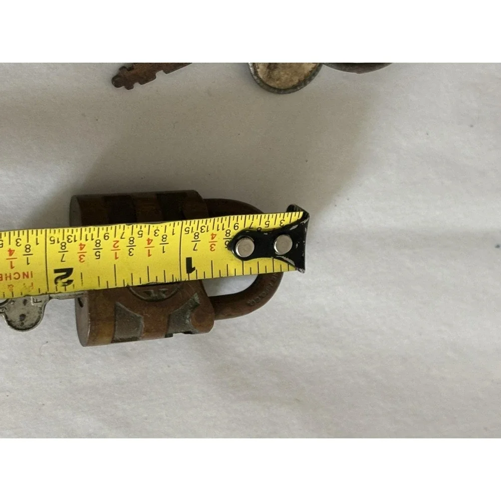 Lot Of 2 Vintage Padlock Yale & Towne Mfg Stamford CT Eagle Small Mini Brass Key